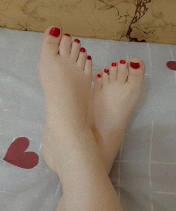 Прекрасная компания, я создам атмосферу комфорта и удовольствия. У меня есть все возможности, чтобы удовлетворить твои желания и фантазии. Заводные эмоции и незабываемый опыт гарантированы. Мои услуги на высшем уровне, я знаю, как доставить настоящее наслаждение. 🌟
Мои фото подтверждают мою реальность, а отзывы моих довольных клиентов говорят сами за себя. Живу в Москве, столице страсти и возбуждения, и предлагаю свои эскорт услуги здесь.
Со мной ты окунешься в мир наслаждения и беззаботности. Мои мягкие руки и нежное прикосновение приведут тебя к экстазу. Я настоящий профессионал в своем деле и умею угодить самому требовательному мужчине.
🔥 Жду тебя, чтобы воплотить самые смелые фантазии и оставить в твоей памяти незабываемые моменты на долгое время. Уверена, ты не пожалеешь о выборе и захочешь повторить наше знакомство снова и снова. 🌹 481, 23 года